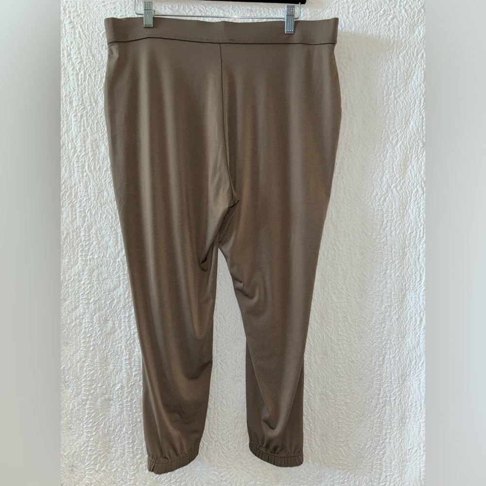 Lisa Rinna Collection Pull-On Jogger - Picture 7 of 9